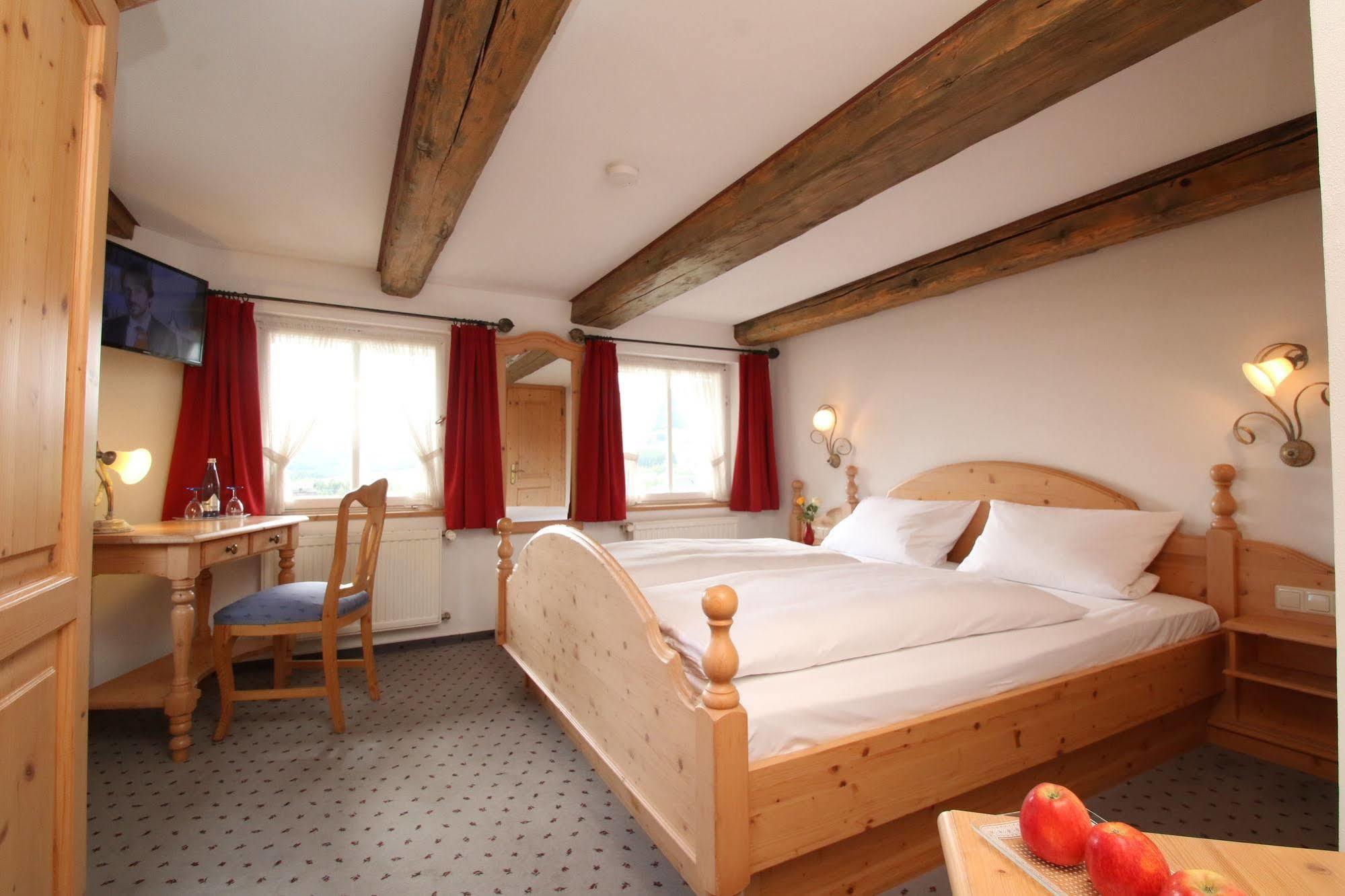 Hotel Landgasthof Adler Altenrond Экстерьер фото