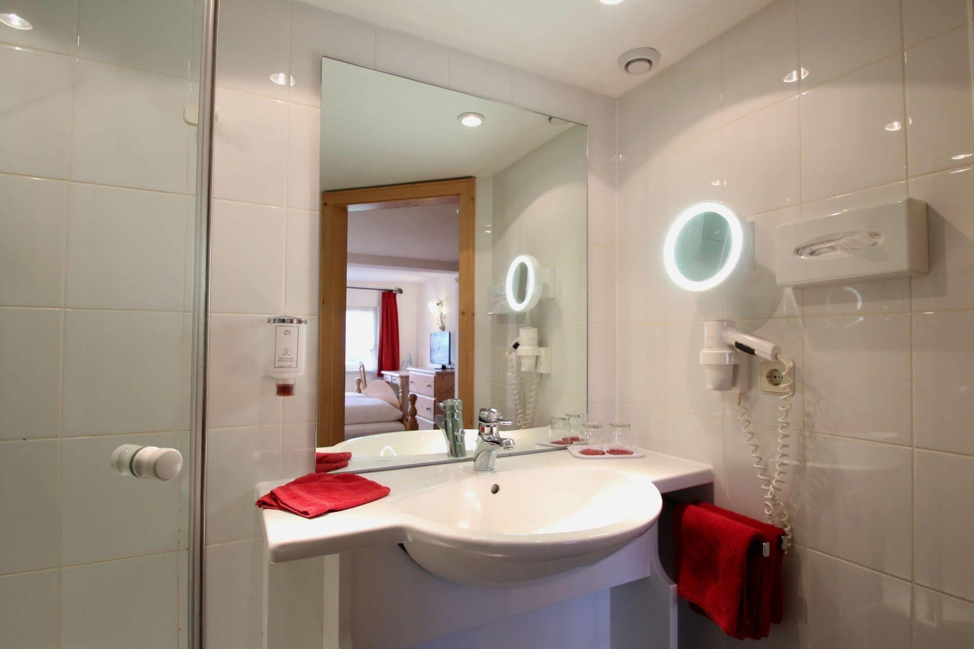 Hotel Landgasthof Adler Altenrond Экстерьер фото